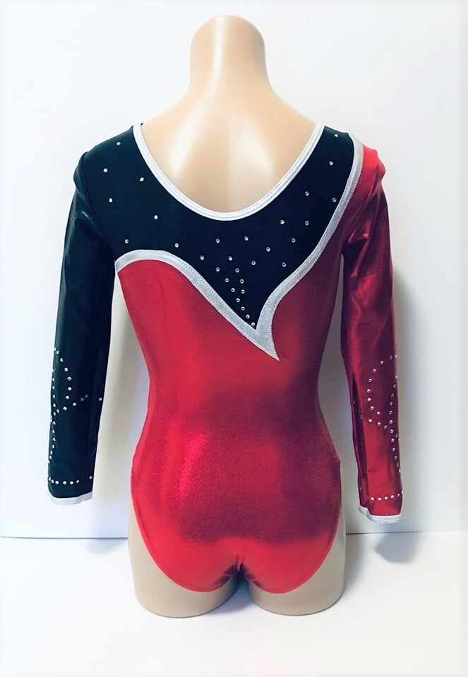 RED AND BLACK HEARTS MYSTIQUE LONG SLEEVE